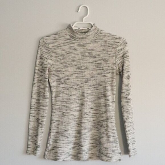Dynamite Women's Sz S Mock Neck Ribbed Long Sleeve Stretch Pullover T-Shirt Top - Picture 1 of 11